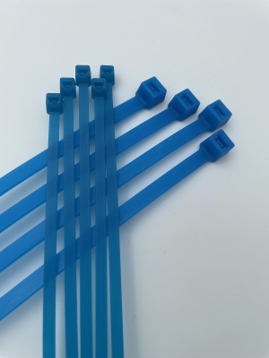 Cable ties Panduit chemical resistance